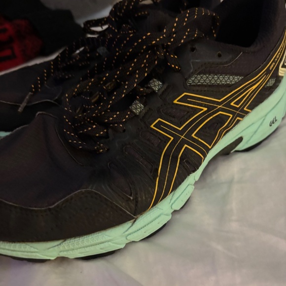 Women’s Asics Gel-Venture 7 Trail Running Shoes in Black and Mint Blue - Picture 8 of 8